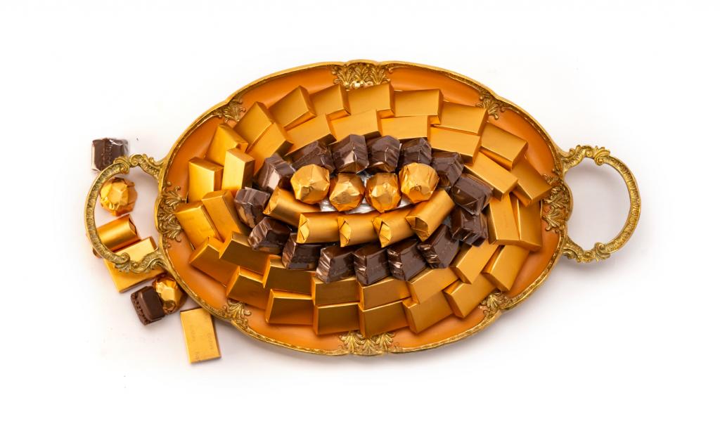 Mix Chocolate Small Orange Metal Tray