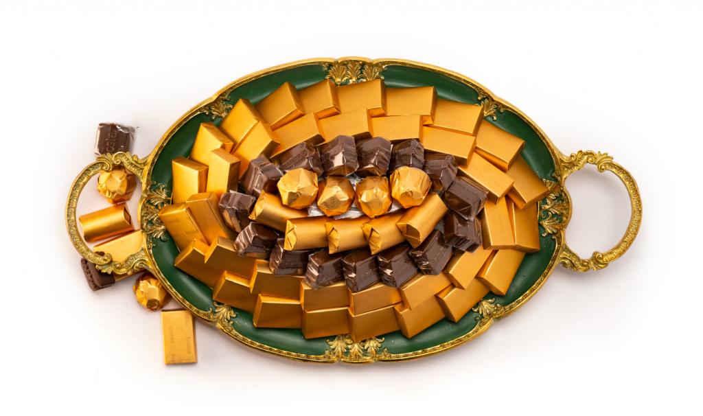 Mix Chocolate Small Green Metal Tray